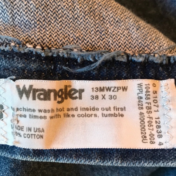 🤠Men’s Wrangler Jeans - Picture 2 of 3